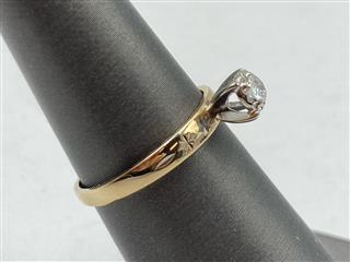 14K Yellow Gold & Diamond Solitaire Engagement Ring Approx.13 CT. 1.7g